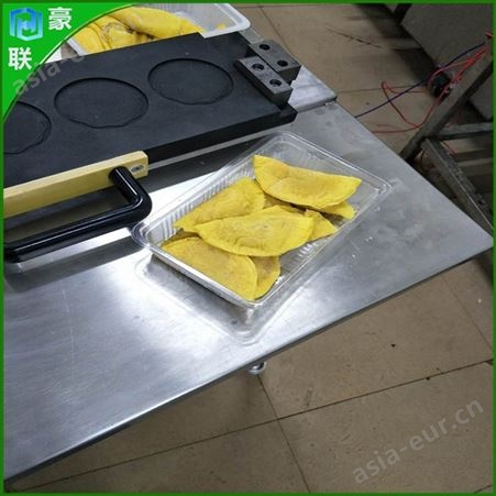 小型卷煎成型机 早餐店蛋饺机豪联销售 仿人工生产煎蛋饺机器